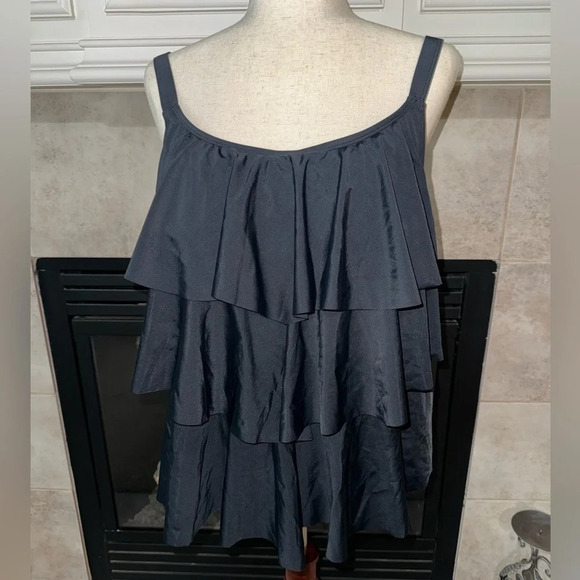 NWT Septangle Women's Tankini Swim Top Only black Size 20 - Picture 1 of 8